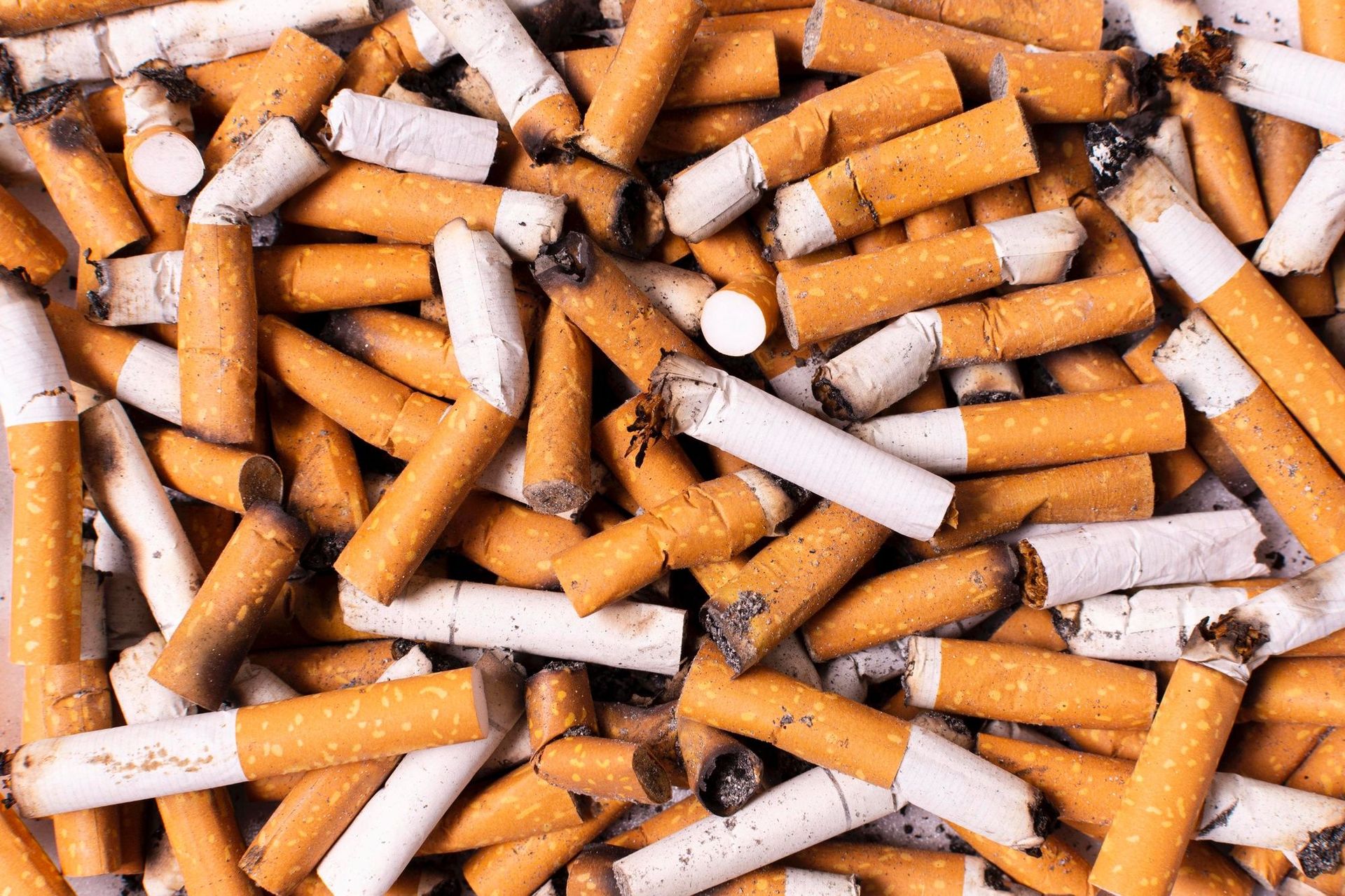 ¿Qué hacemos con las colillas de cigarrillos?