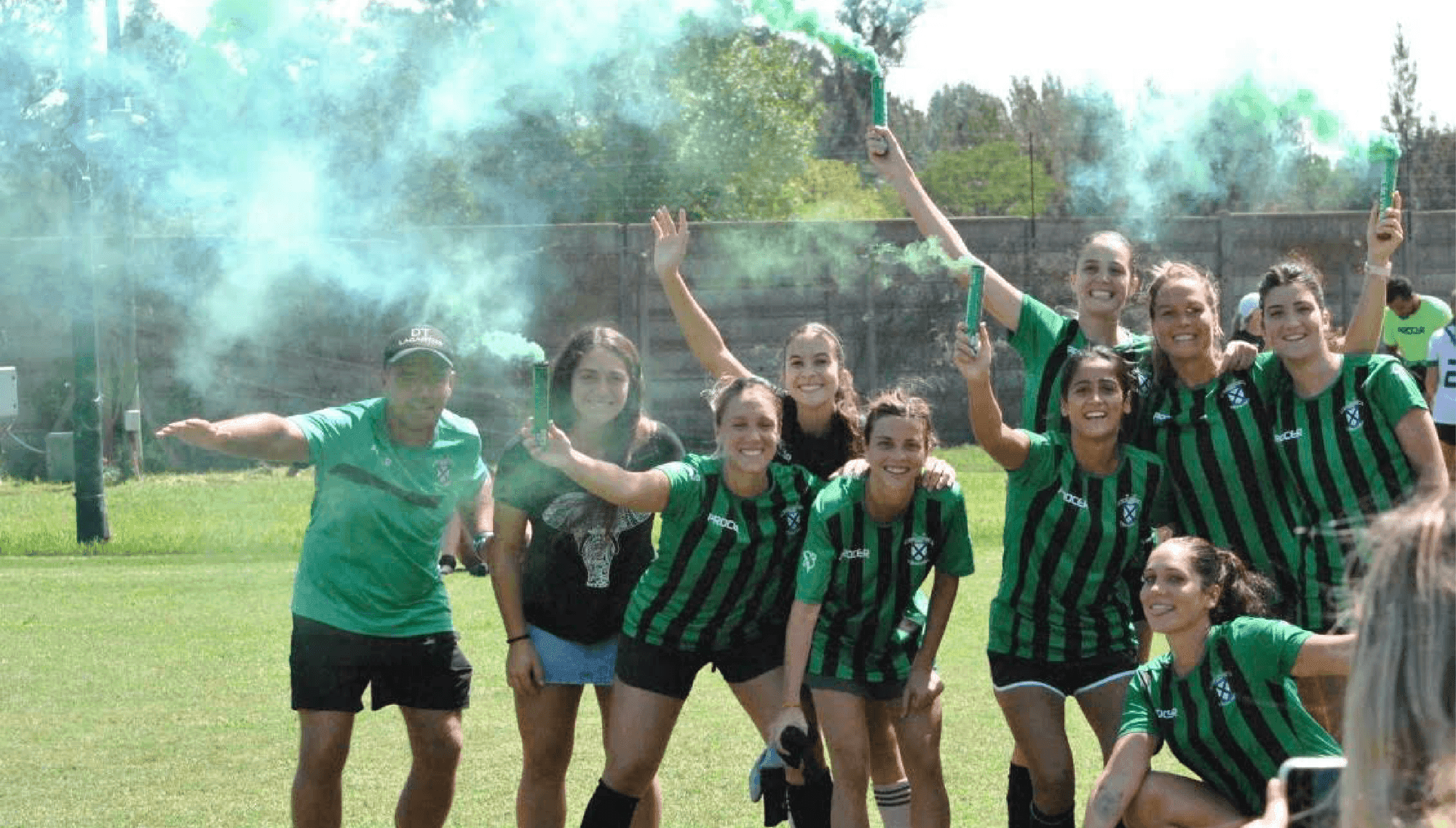 Mujeres que dejan todo en la cancha