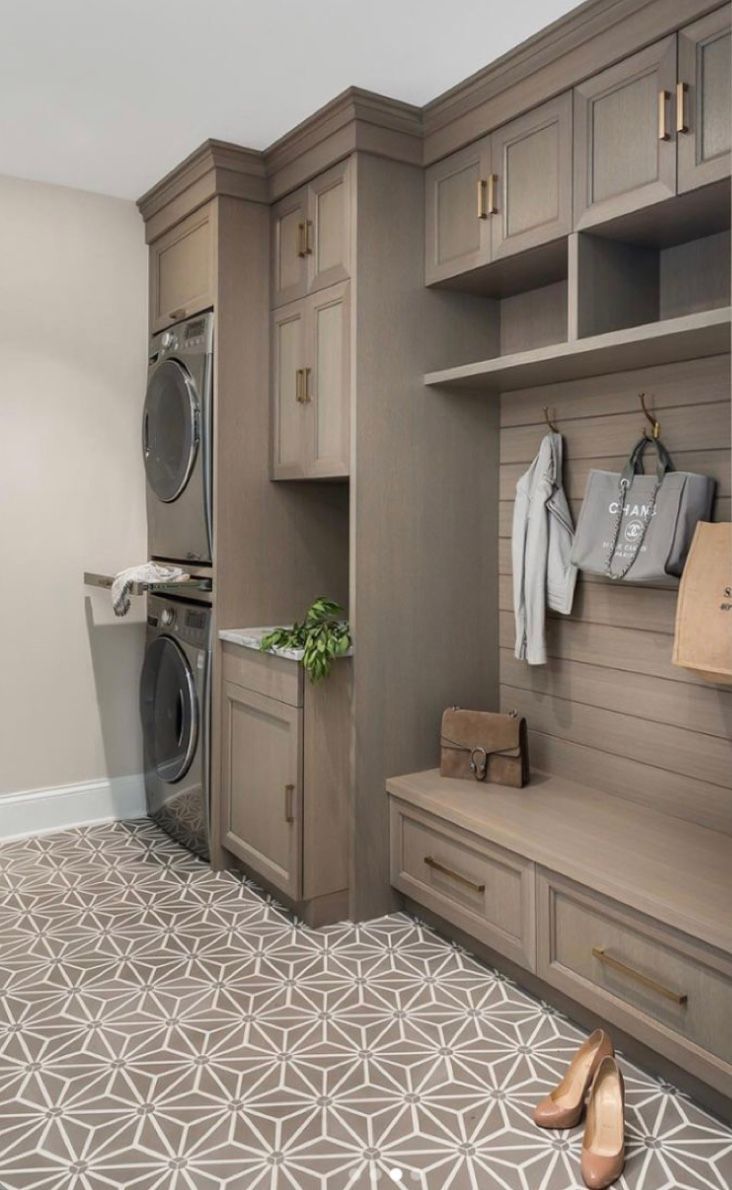 DECO: Mudrooms & Laundries